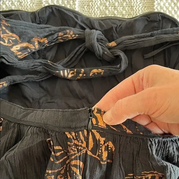 Free People Baja Babe Black Bronze Foil Halter Midi Dress Sz M - Picture 9 of 14